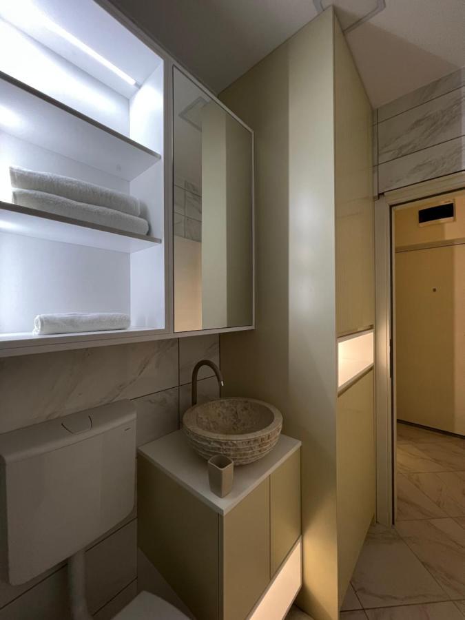 Ferienwohnung Center Deluxe Studio Nikšić Exterior foto